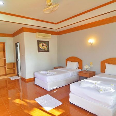 Klongdao Beach Resort Koh Lanta Bagian luar foto