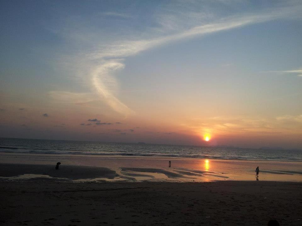 Klongdao Beach Resort Koh Lanta Bagian luar foto